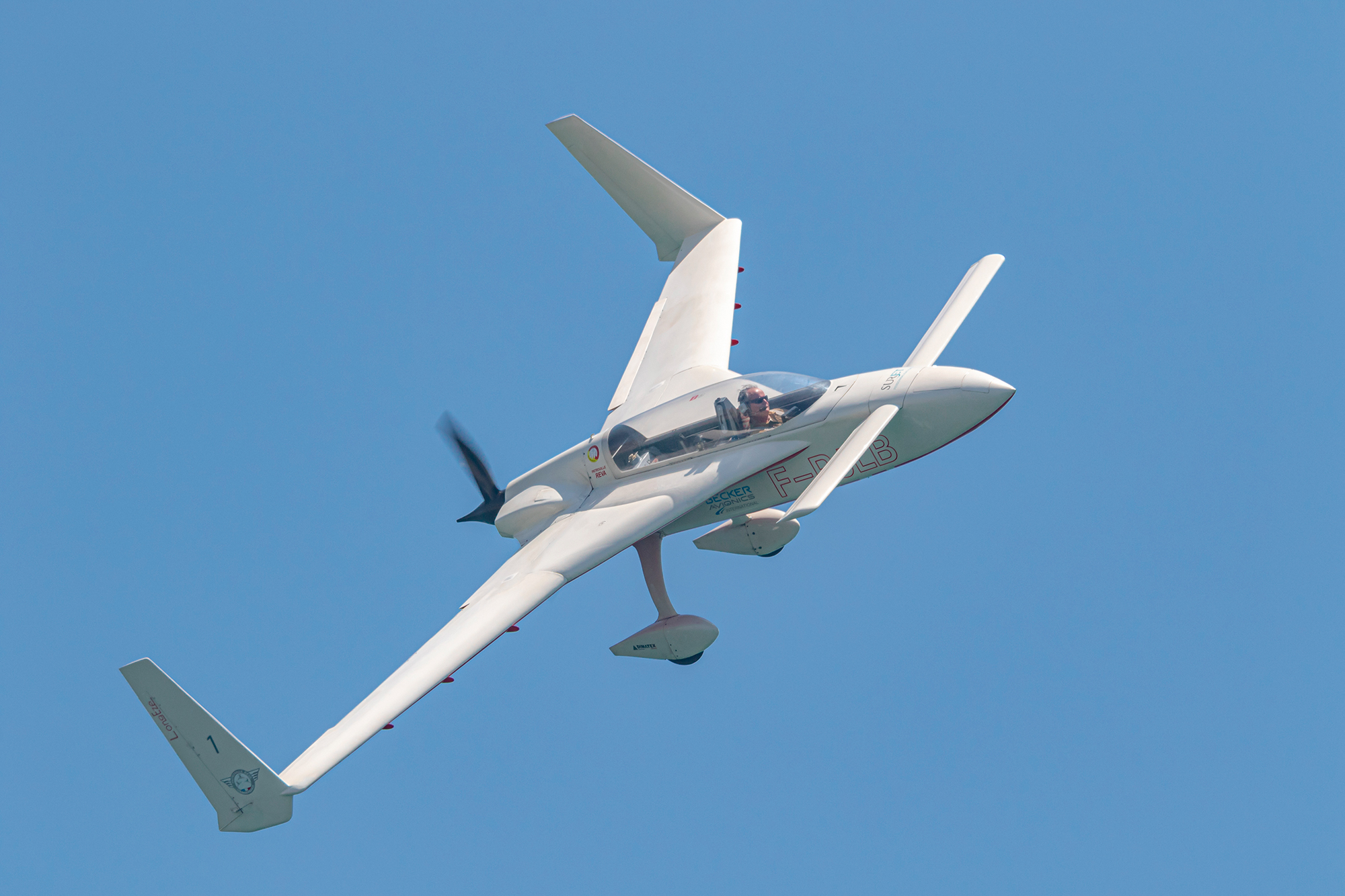 ALL ABOARD THE CRAZY PLANE - SportPilot